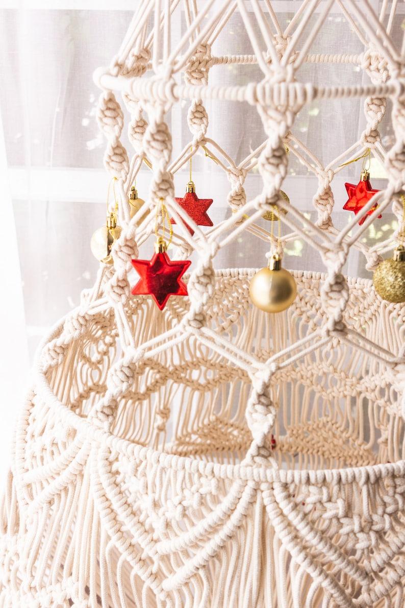 PATTERN Large Macrame Christmas Tree - KnittsKnotts